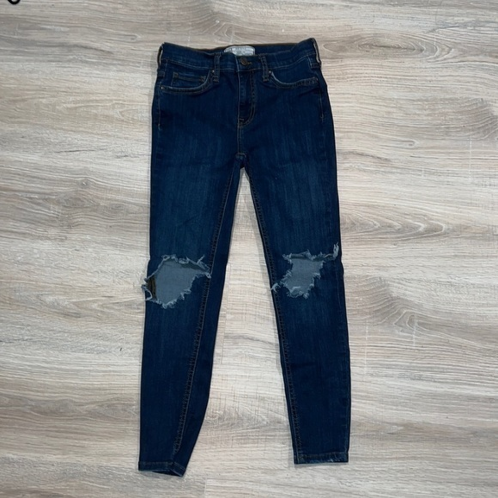 Free‎ people ripped dark wash skinny jeans